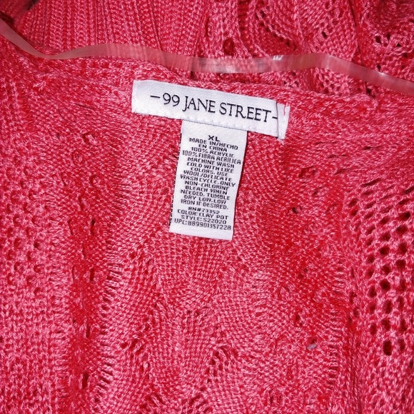 Ladies Coral Sweater - Picture 3 of 6